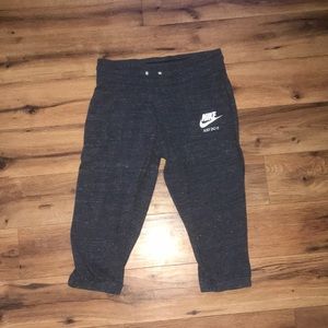 vintage nike jogger capris